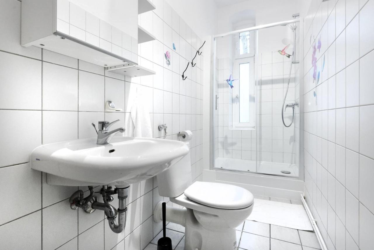 Sweet Central Tiny Apartment For 4 People Berlin Exterior photo
